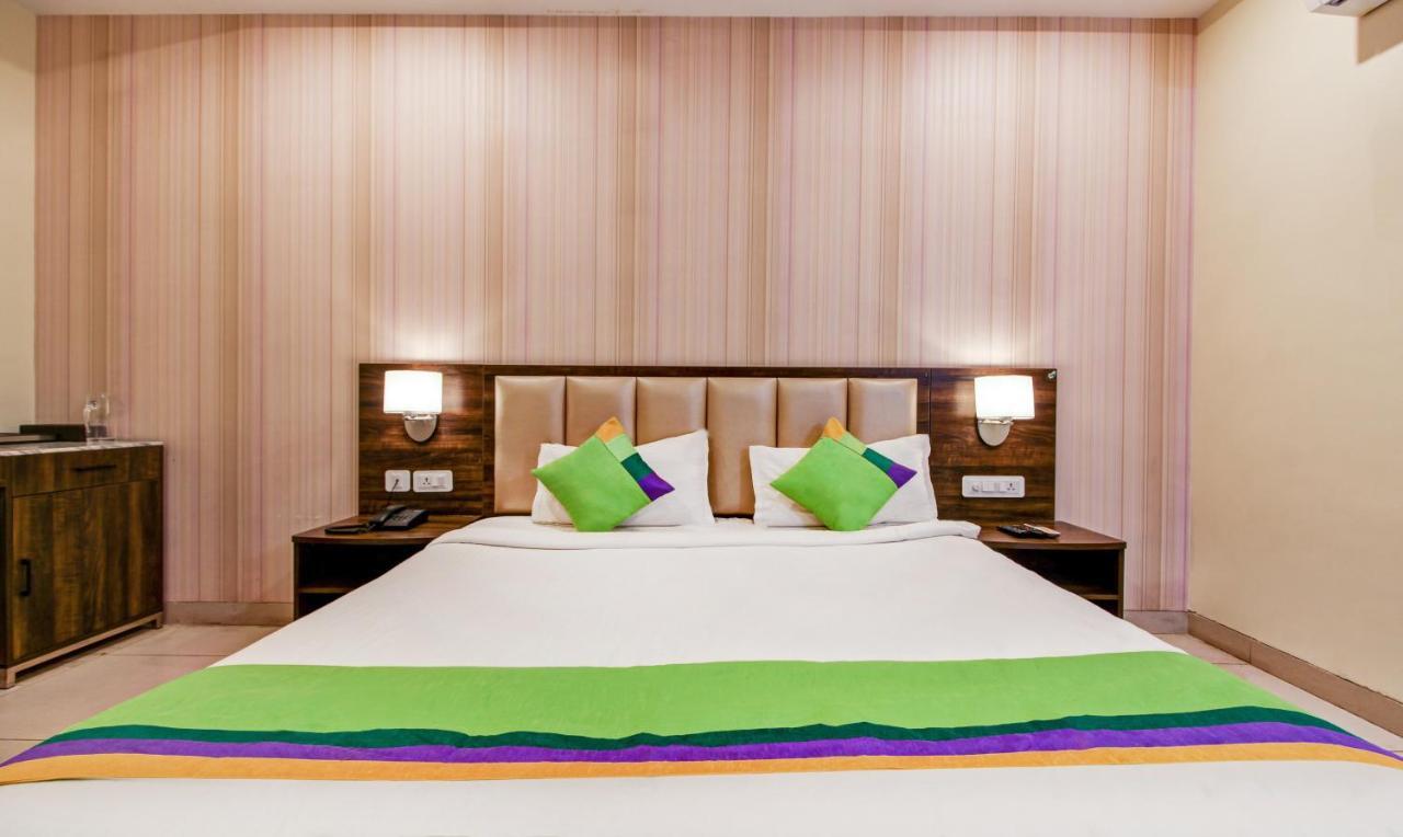 Treebo Trend Sindhura Grand Hyderabad Exterior photo