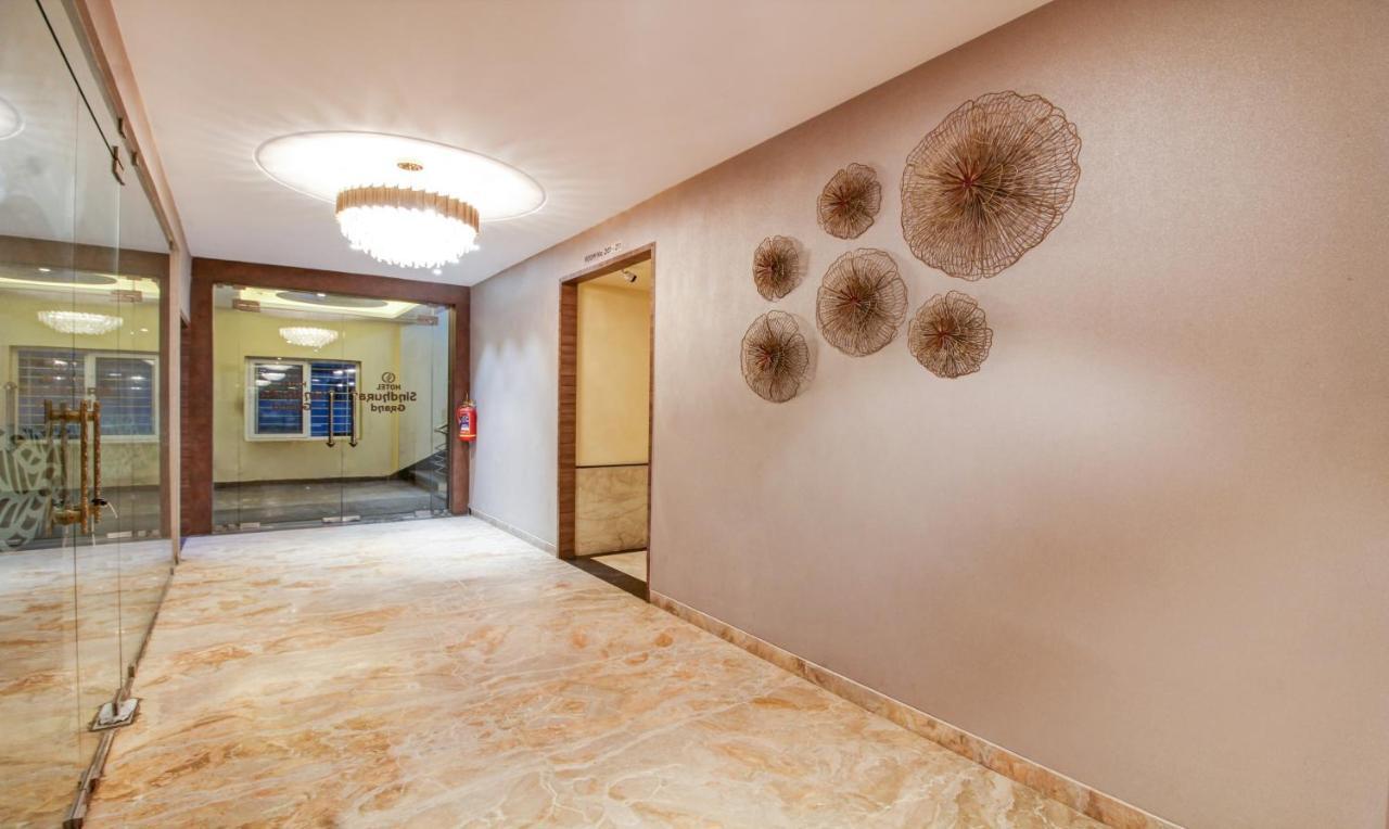 Treebo Trend Sindhura Grand Hyderabad Exterior photo
